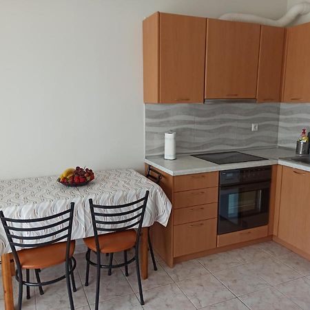1 Bedroom Apartment In Nea Kallikrateia מראה חיצוני תמונה