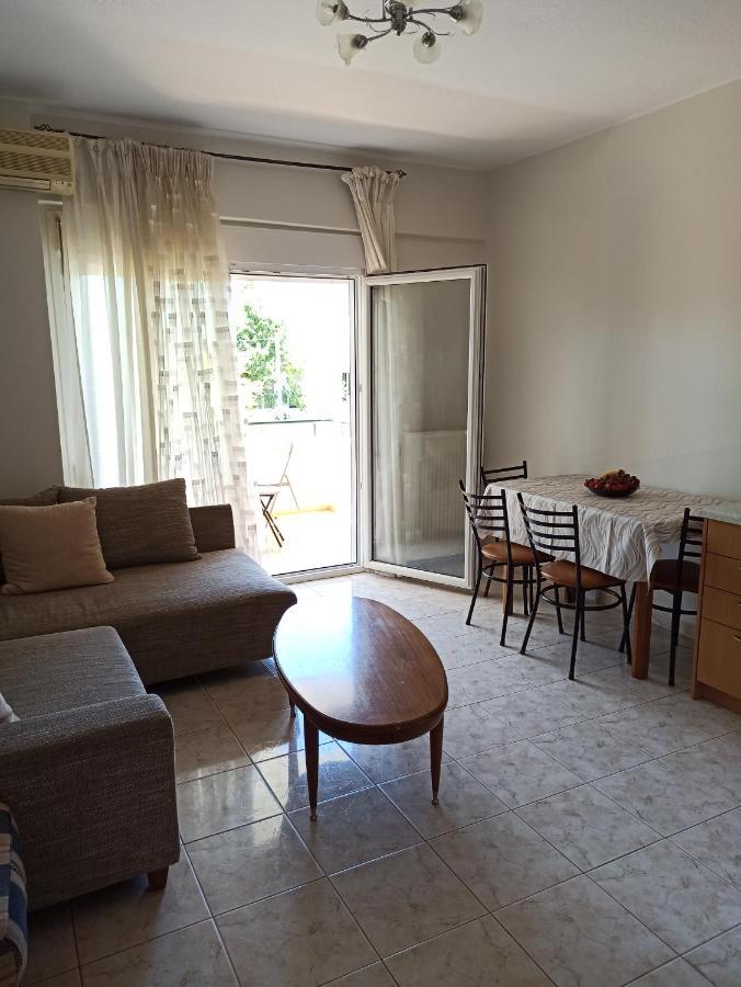 1 Bedroom Apartment In Nea Kallikrateia מראה חיצוני תמונה